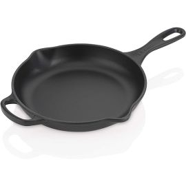 Le Creuset-Satin Black Cast Iron Round Skillet 23cm