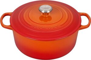 Le Creuset-Volcanic Cast Iron Round Casserole 28cm/6.7L